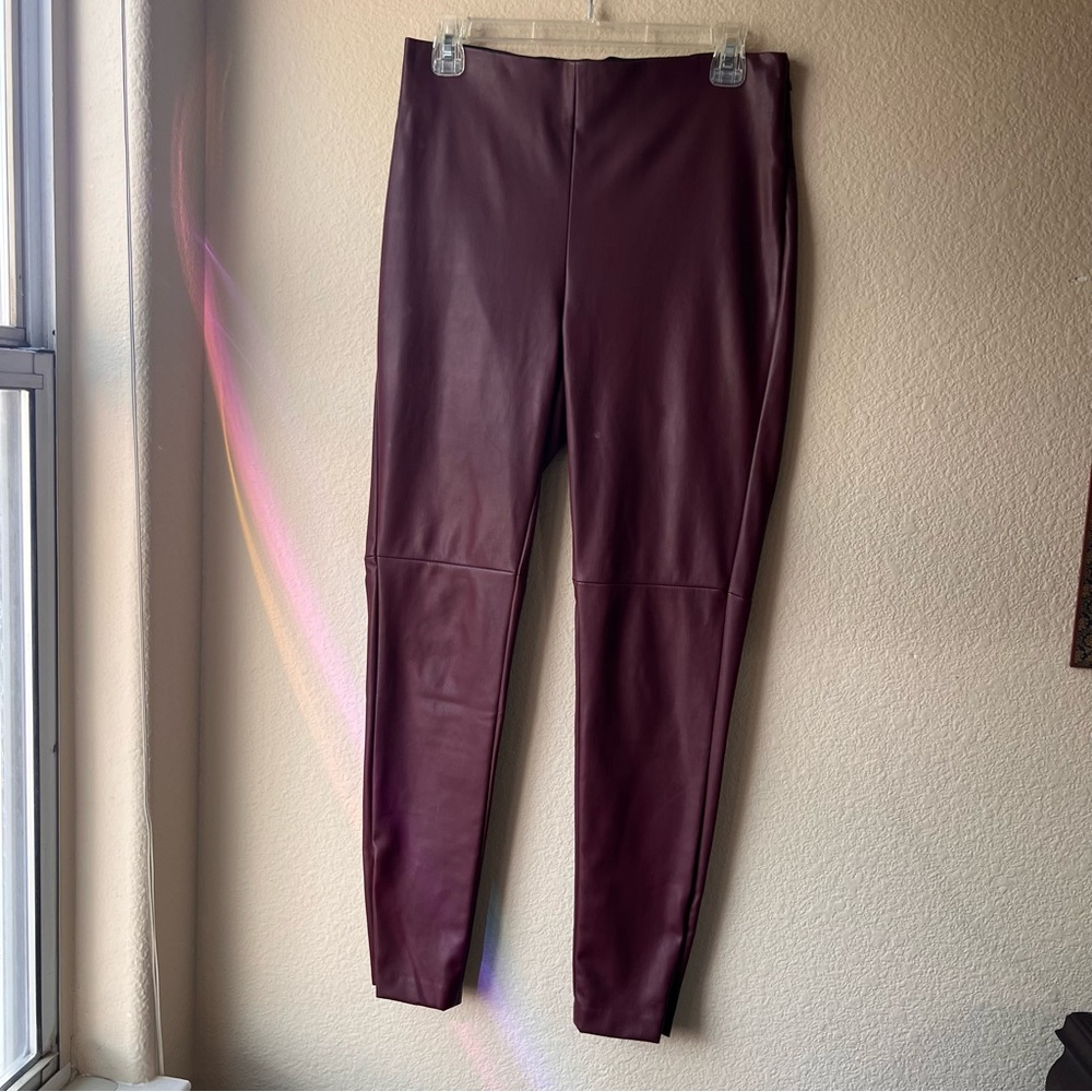 Chic Burgundy Faux Leather Leggings